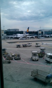 Diese Lufthansa Maschiene wurde am Flughafen Frankfurt aufgenommen.